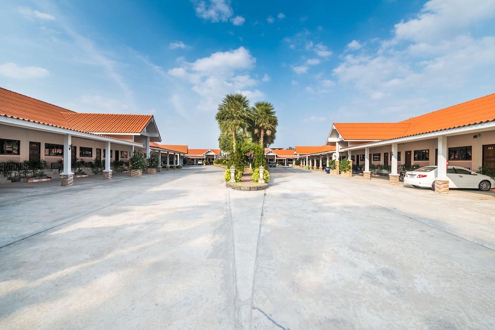 Martina Hotel Szurin Kültér fotó