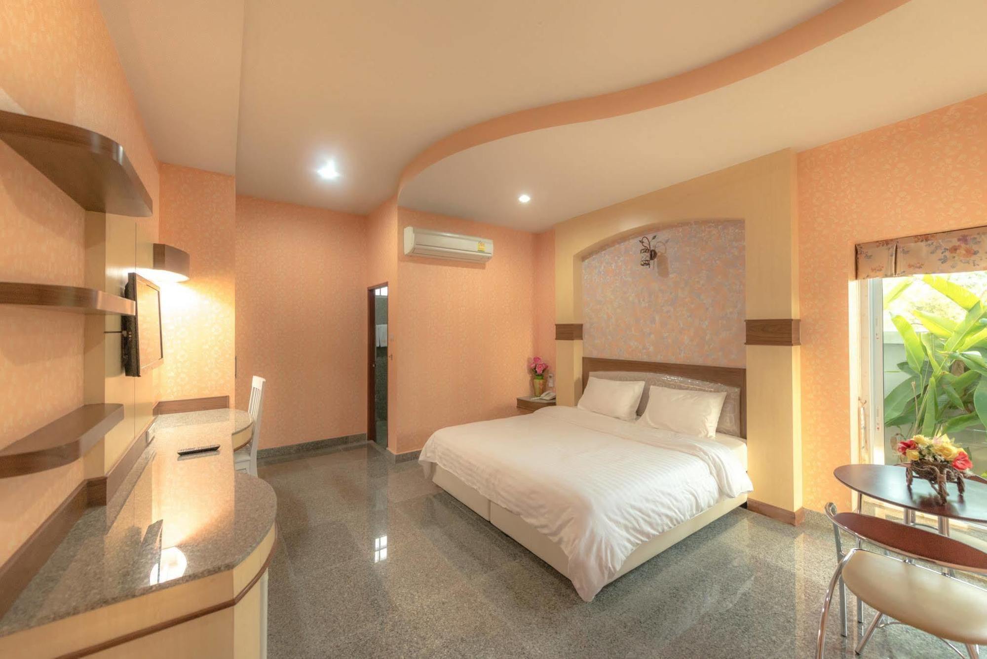 Martina Hotel Szurin Kültér fotó
