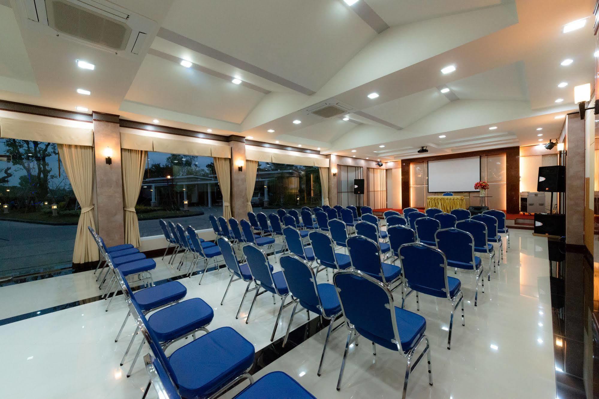 Martina Hotel Szurin Kültér fotó